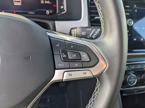 Used 2023 Volkswagen Atlas Cross Sport SE image 28