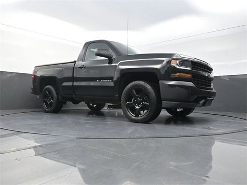 Used 2018 Chevrolet Silverado 1500 W/T w/ Black Out Edition image 17