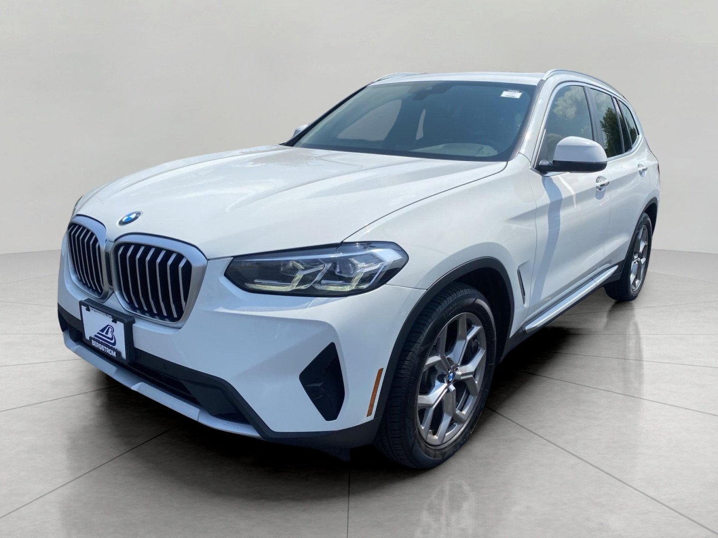 Used 2023 BMW X3 xDrive30i AWD/4WD image 5