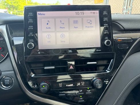 Used 2024 Toyota Camry XSE FWD image 12