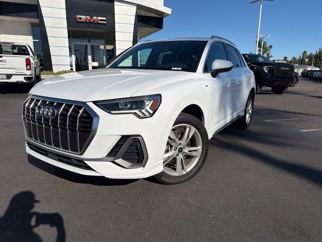 Used 2024 Audi Q3 2.0T Premium Plus AWD/4WD image 1
