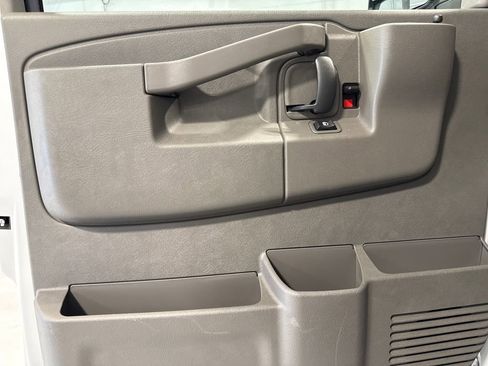 New 2025 Chevrolet Express 2500 w/ Driver Convenience Package image 28