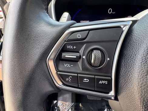 Used 2024 Acura MDX SH-AWD w/ Technology Package image 31