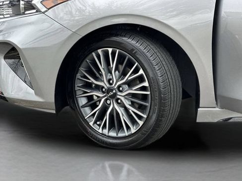 Used 2023 Kia Forte GT-Line FWD image 31