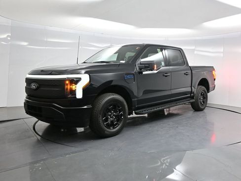 Used 2025 Ford F150 Lightning XLT image 57
