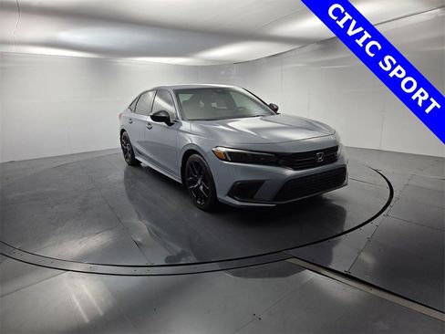 Used 2022 Honda Civic Sport image 3