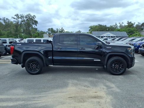 Used 2024 GMC Sierra 1500 Elevation w/ Preferred Package AWD/4WD image 8