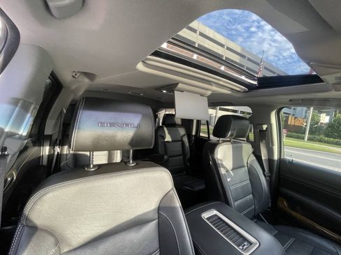 Used 2017 GMC Yukon Denali w/ Open Road Package AWD/4WD image 11