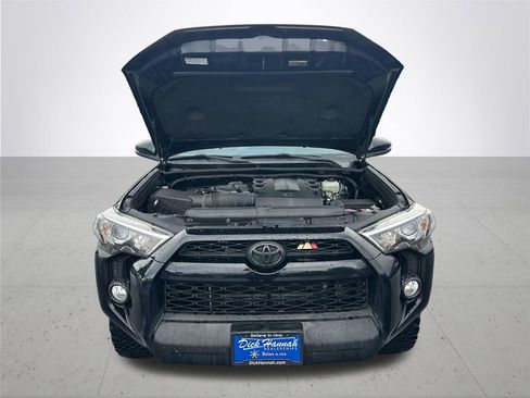Used 2019 Toyota 4Runner TRD Off-Road Premium AWD/4WD image 4