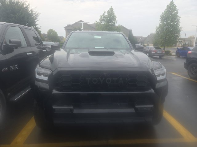 Used 2025 Toyota 4Runner TRD Pro AWD/4WD image 2
