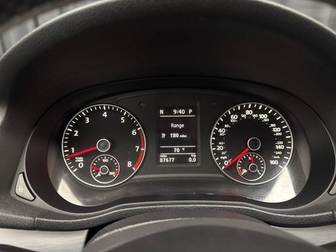 Used 2012 Volkswagen Passat 2.5 SE FWD image 12