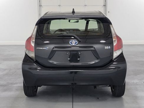 Used 2016 Toyota Prius C Persona Series image 8