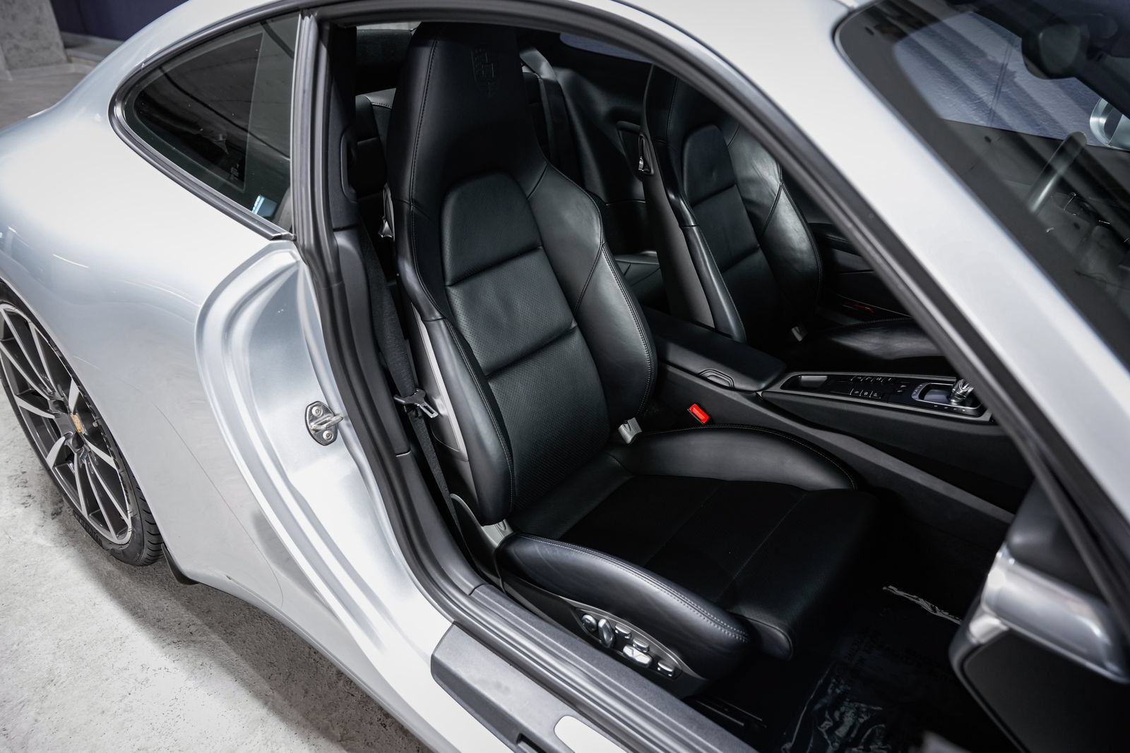 Used 2016 Porsche 911 Carrera S RWD image 27