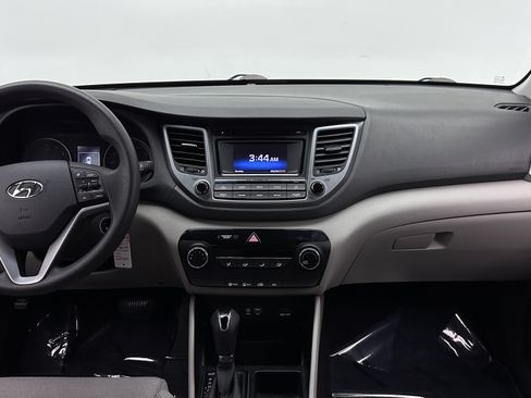Used 2017 Hyundai Tucson SE w/ SE Popular Package 02 FWD image 26