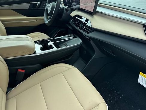 New 2026 Buick Enclave Preferred w/ LPO, All-Weather Package AWD/4WD image 19