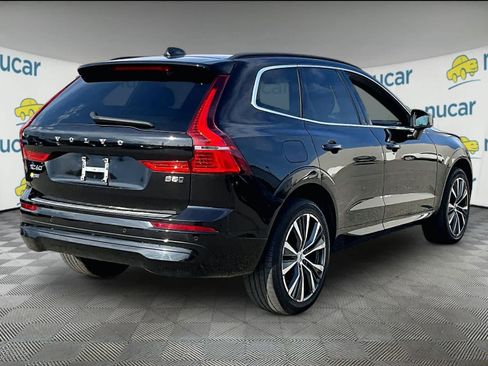 Used 2022 Volvo XC60 B5 Momentum AWD/4WD image 6