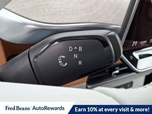 New 2025 Volkswagen ID. Buzz 1st Edition image 8