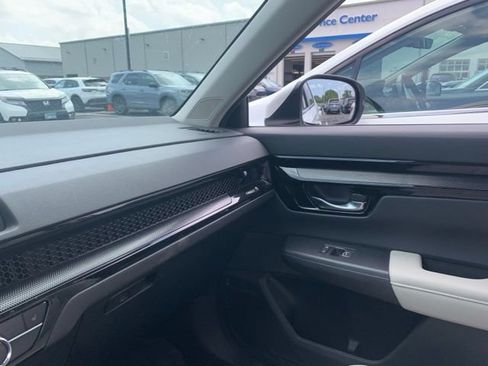 Used 2024 Honda CR-V EX-L image 18