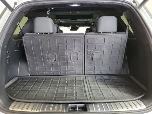 Used 2025 Hyundai Palisade Calligraphy image 23