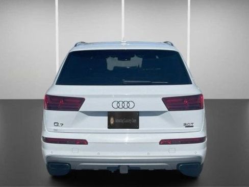 Used 2018 Audi Q7 3.0T Prestige w/ Prestige Package AWD/4WD image 8