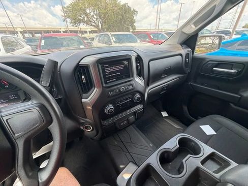 Used 2023 Chevrolet Silverado 1500 Custom AWD/4WD image 23