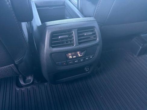 Used 2022 Honda Pilot TrailSport image 26