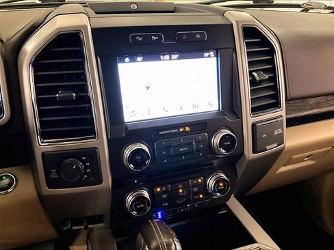 Used 2018 Ford F150 Lariat AWD/4WD image 6