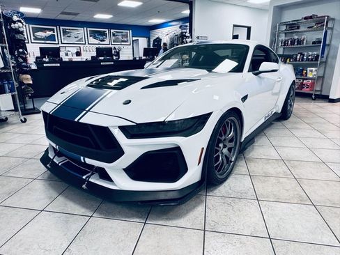 New 2026 Ford Mustang GT Premium w/ GT Performance Package image 7