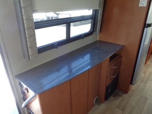 Used 2015 Mercedes-Benz Sprinter 3500 image 5