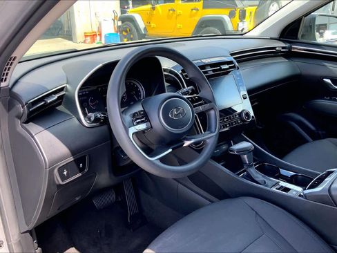 Used 2022 Hyundai Tucson SEL image 16