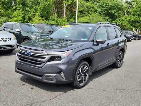Certified 2025 Subaru Forester Limited AWD/4WD image 2