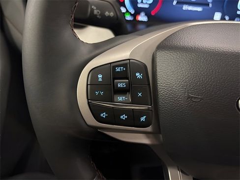 New 2026 Ford Explorer Active w/ Active Comfort Package image 10