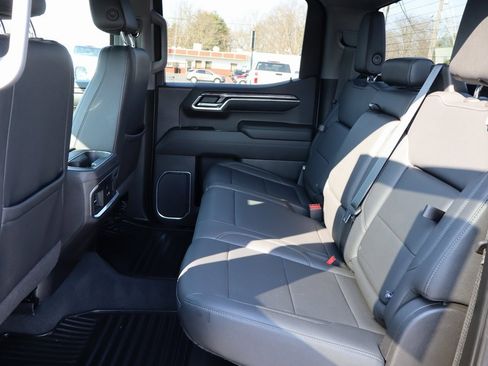 Used 2022 Chevrolet Silverado 1500 LTZ image 21