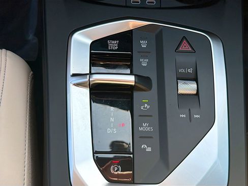 Used 2026 BMW 228i w/ Technology Package image 29