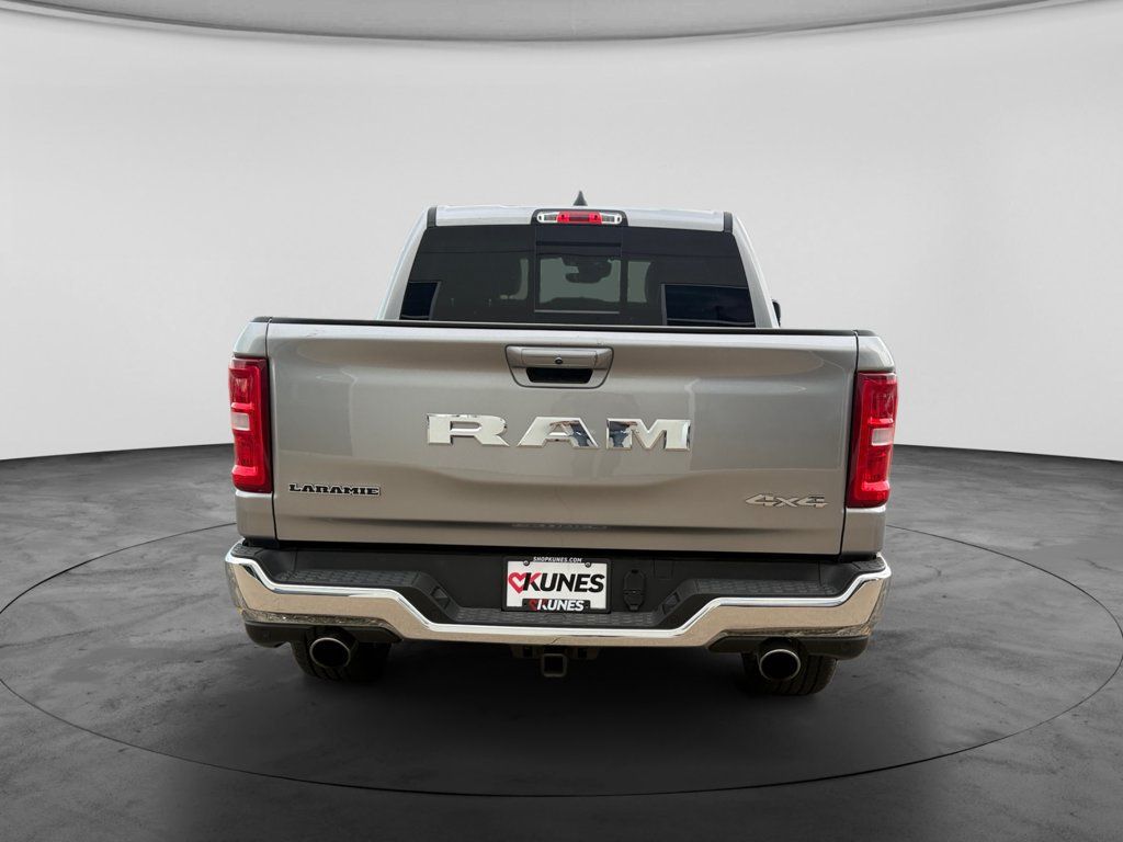 Used 2026 RAM 1500 Laramie AWD/4WD image 8