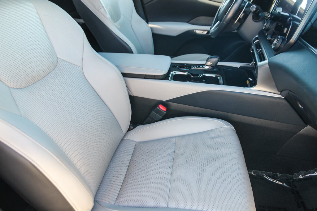 Certified 2024 Lexus RX 350 Premium Plus w/ Cold Area Package FWD image 18