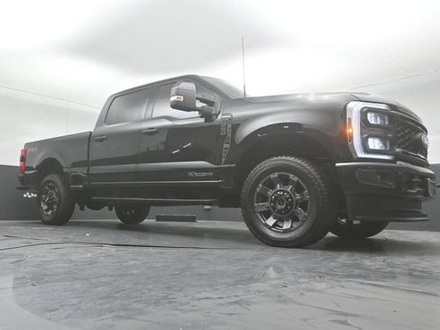 Used 2024 Ford F250 Lariat w/ Sport Appearance Package image 30