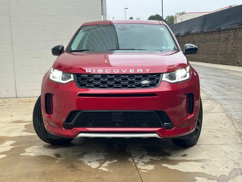 Used 2025 Land Rover Discovery Sport S image 2