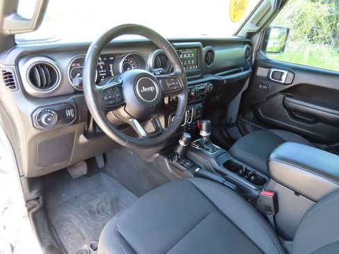 Certified 2023 Jeep Wrangler Unlimited Sport AWD/4WD image 17