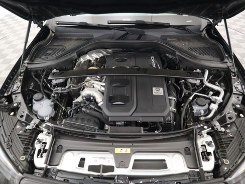 Certified 2025 Mercedes-Benz GLC 43 AMG 4MATIC image 31