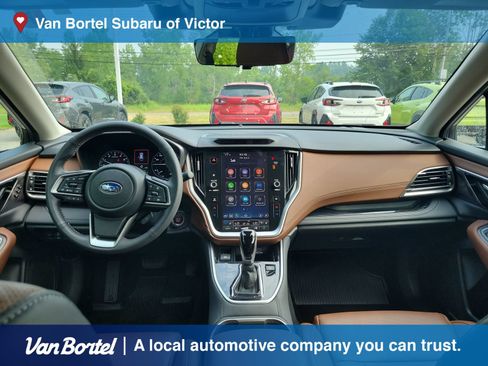 Certified 2025 Subaru Outback Touring AWD/4WD image 12