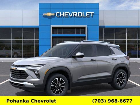 New 2026 Chevrolet TrailBlazer LT image 2