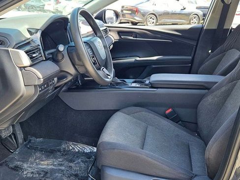 Used 2025 Toyota Camry LE image 26