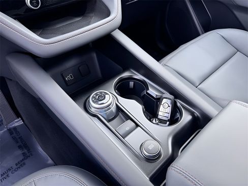 New 2026 Ford Explorer Active w/ Active Comfort Package image 32