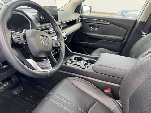 Used 2023 Honda Pilot Elite image 9
