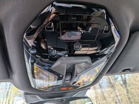 New 2026 BMW 550e xDrive w/ Premium Package AWD/4WD image 26