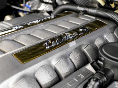 Used 2016 Porsche Cayenne Turbo S image 61