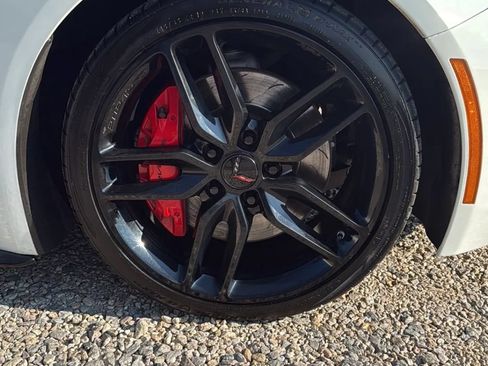 Used 2019 Chevrolet Corvette Stingray Convertible Z51 2LT RWD image 45