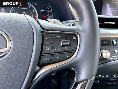 Certified 2021 Lexus ES 350 w/ Premium Package FWD image 22