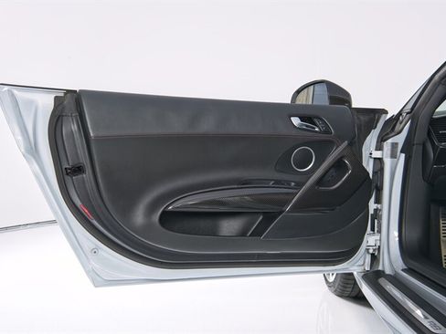 Used 2012 Audi R8 V10 AWD/4WD image 14